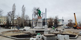 Памятник Ленину на месте спустя много лет