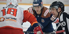 ХК «Южный Урал» взял реванш у ХК «Горняка-УГМК» в Орске — 3:2