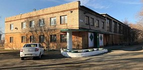 В спорткомплексе в парке Пищевик решили отремонтировать крышу. Подрядчику на это дадут месяц