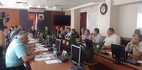 Юрий Берг отчитал глав муниципалитетов за плохие дороги