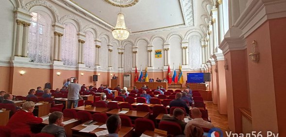В Оренбурге 9 октября опять состоится внеочередное заседание горсовета. На повестке дня – бюджет