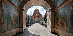 Из-за долгов Саракташской обители 18 работников ушли в неоплачиваемый отпуск 