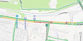 На улице Донгузской в Оренбурге произошло два ДТП. Движение затруднено 