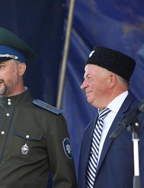 Атаман Сергей Слепов, которого хотят назначить замминистра, считает, что детям можно давать подзатыльники