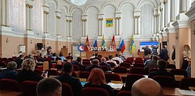 Во время заседания горсовета, на котором был уволен Сергей Салмин