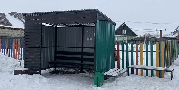 Остановка общественного транспорта, которую просят оставить жители. Фото местных жителей для Урал56.Ру 