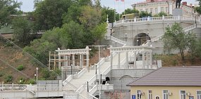 Экс-начальник управления капстроительства предстанет перед судом за некачественный ремонт спуска к реке Урал в Оренбурге